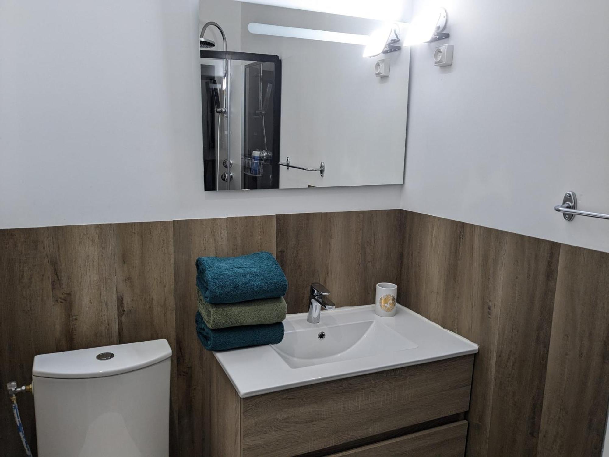 Chez Cornelia Bed & Breakfast Estaing  Ngoại thất bức ảnh