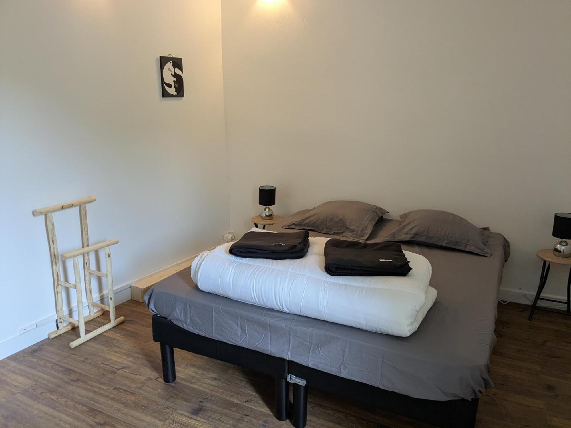 Chez Cornelia Bed & Breakfast Estaing  Ngoại thất bức ảnh
