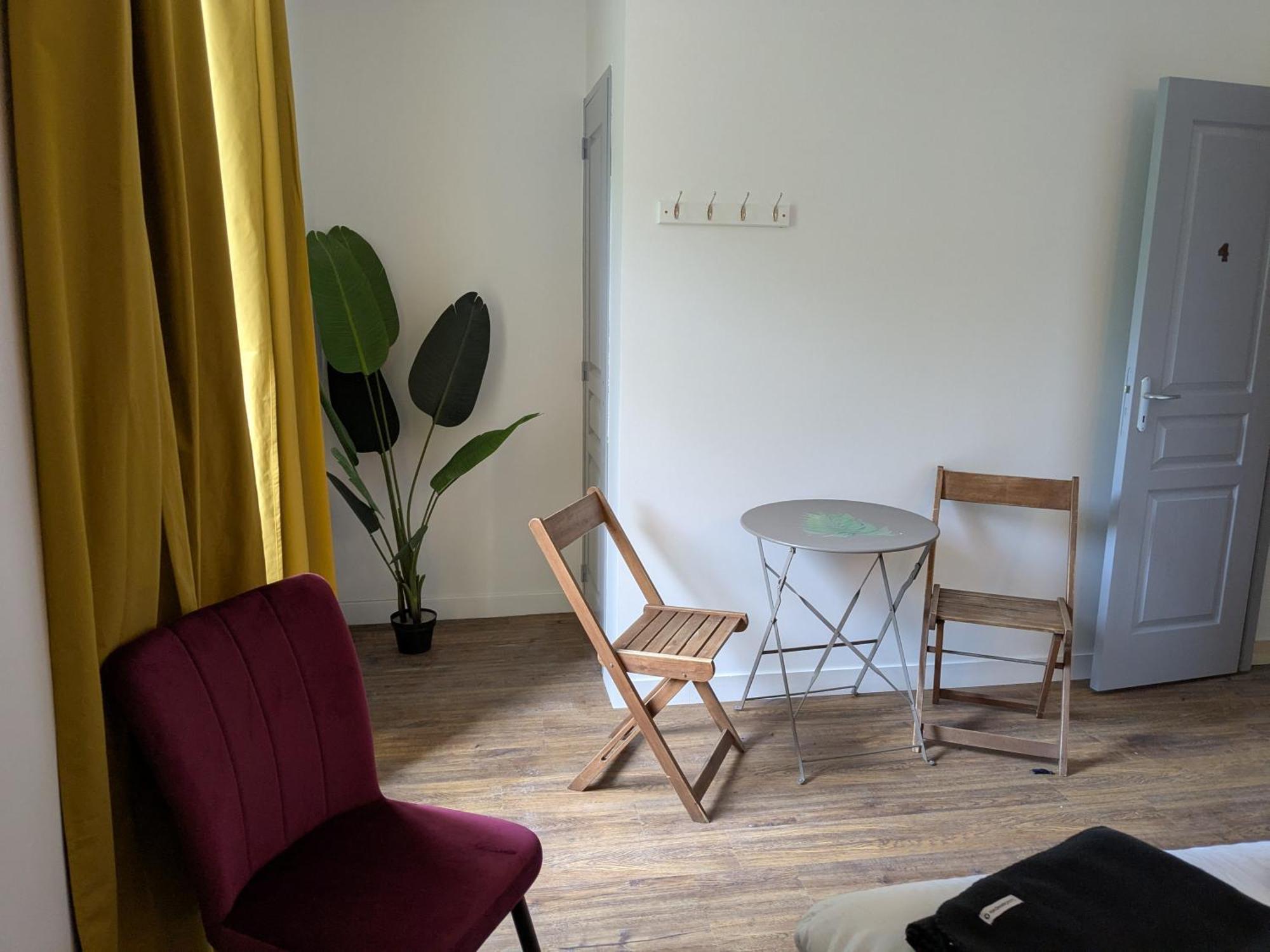 Chez Cornelia Bed & Breakfast Estaing  Ngoại thất bức ảnh